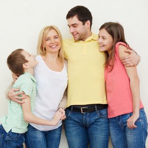 PERDA AUDITIVA: A COMUNICAÇÃO FICA MUITO MAIS FÁCIL COM AMOR E RESPEITO
